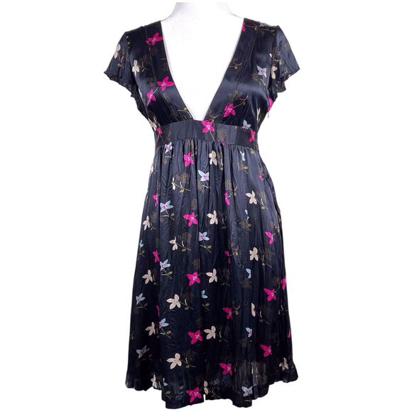 Free People Silk Floral Fit & Flare Dress Size 4 Black Short Sleeve V-Neck Boho - Picture 1 of 15